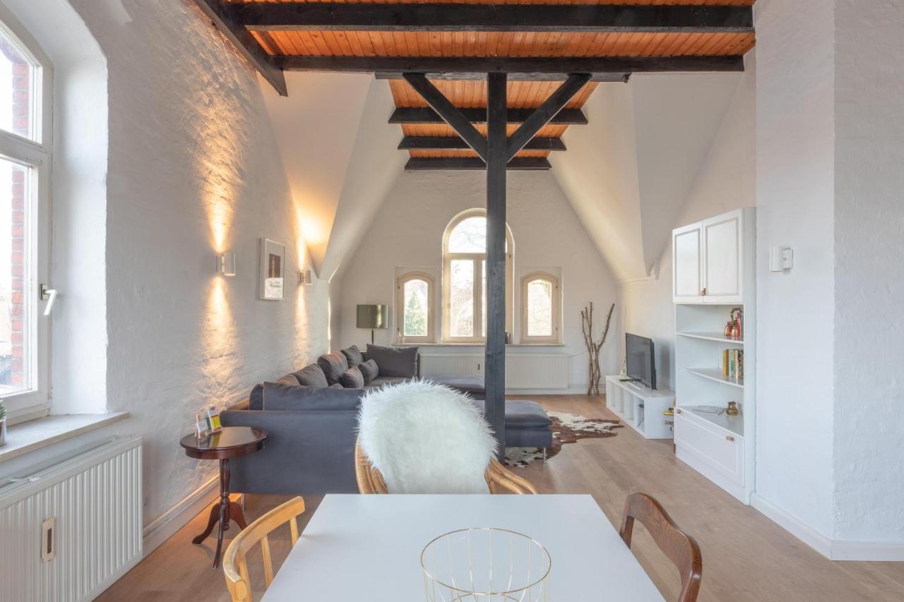 Hafen-Nest 54° Nord Apartment Toenning Exterior photo